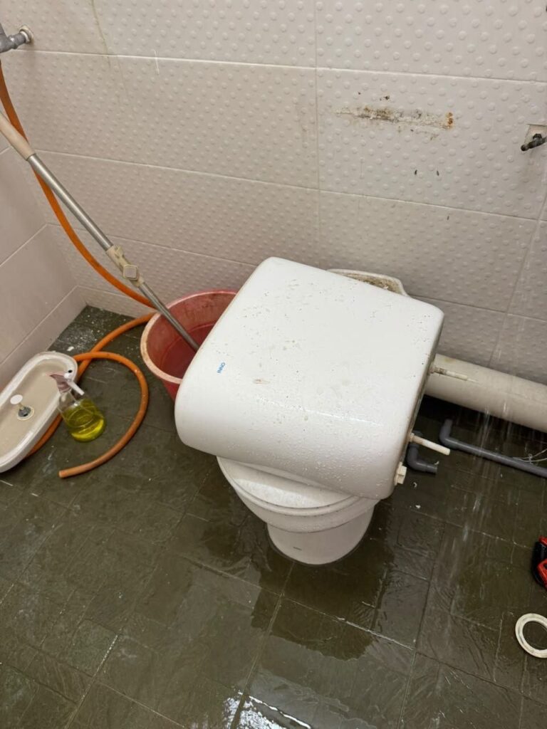 Leaking toilet cistern replacement job in progress in Kelana Jaya